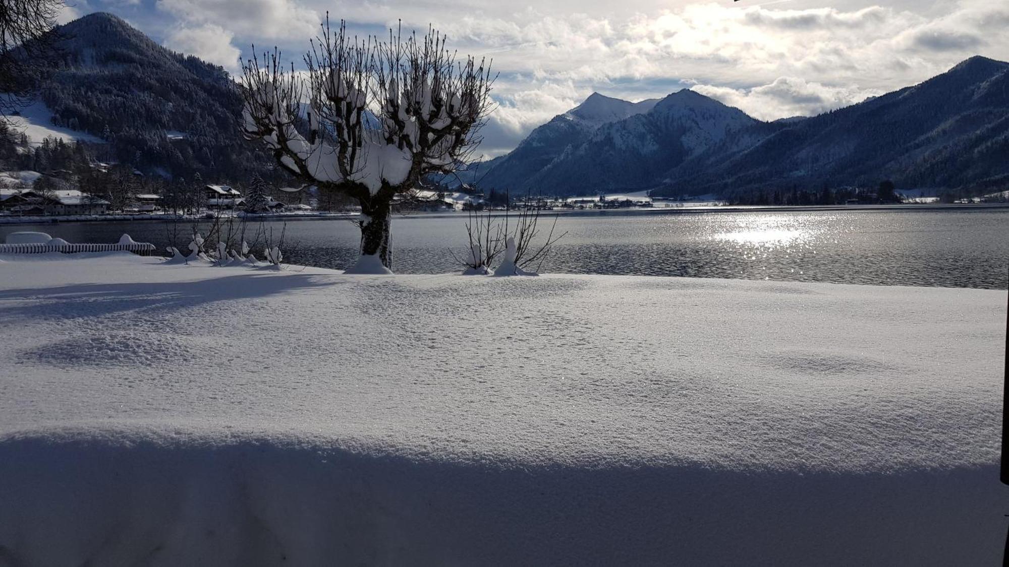 Ferienwohnungen Am See _ Hinterseer Schliersee Luaran gambar