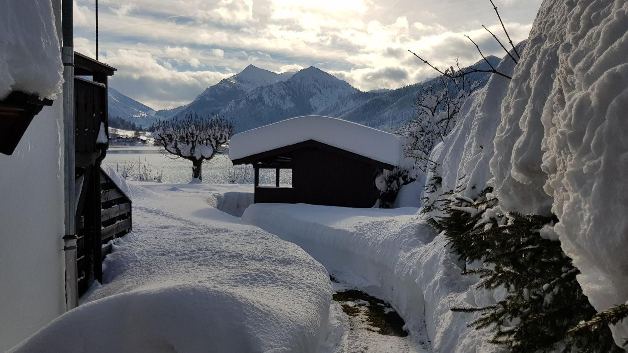 Ferienwohnungen Am See _ Hinterseer Schliersee Luaran gambar
